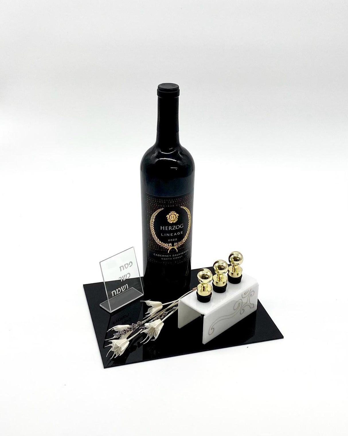 Majestic Wine Stopper Set Of 3 Gift Box With Wine - LEHADAR