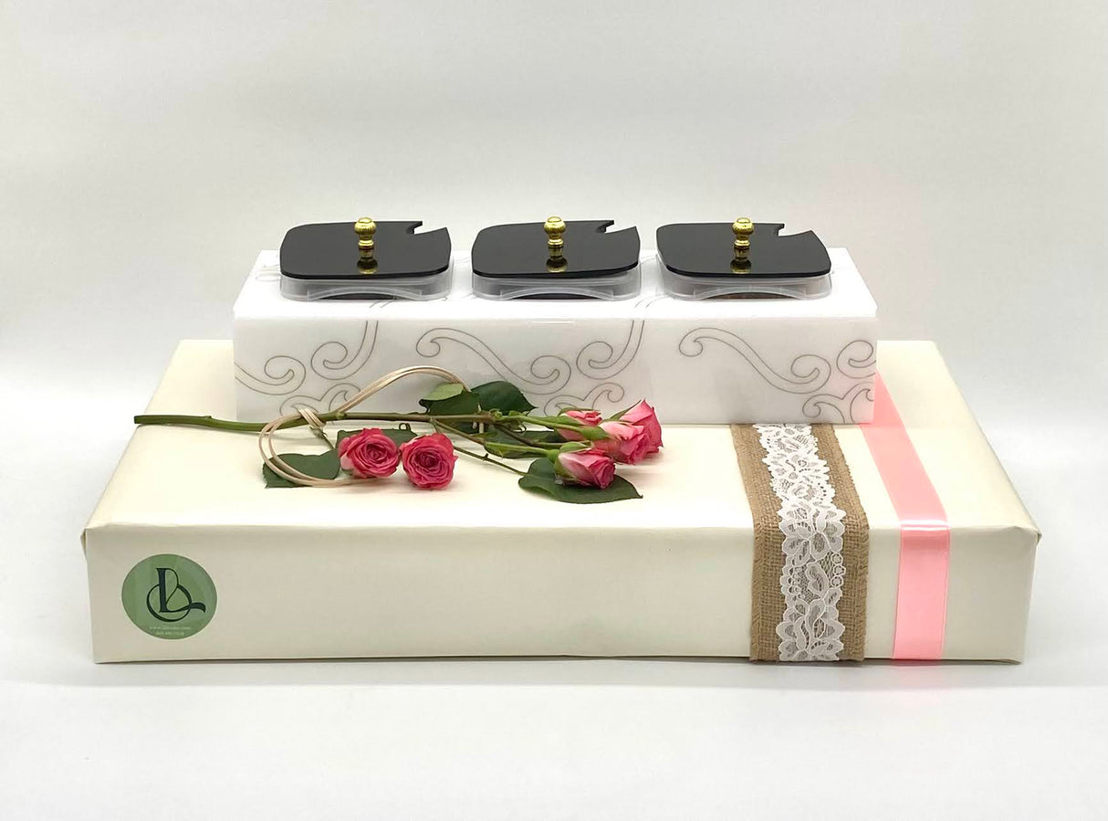 Majestic II Dip/Candy SQ. Container Holder Engraved gold (For disposable containers)