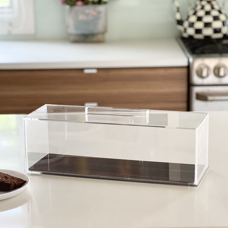 Lucite Wood Look Cake Tray with Lid - LEHADAR