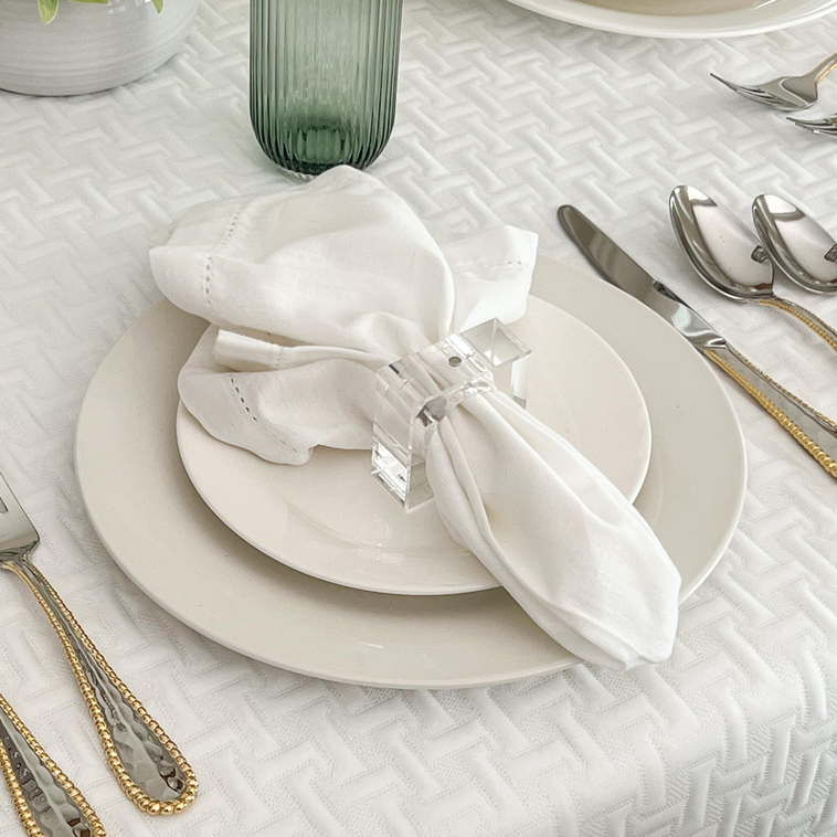 Lucite Yom Tov Napkin Ring Set - LEHADAR