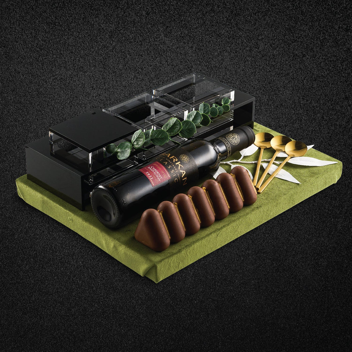 Black Dip Bowl Set Chocolate Arrangement - LEHADAR