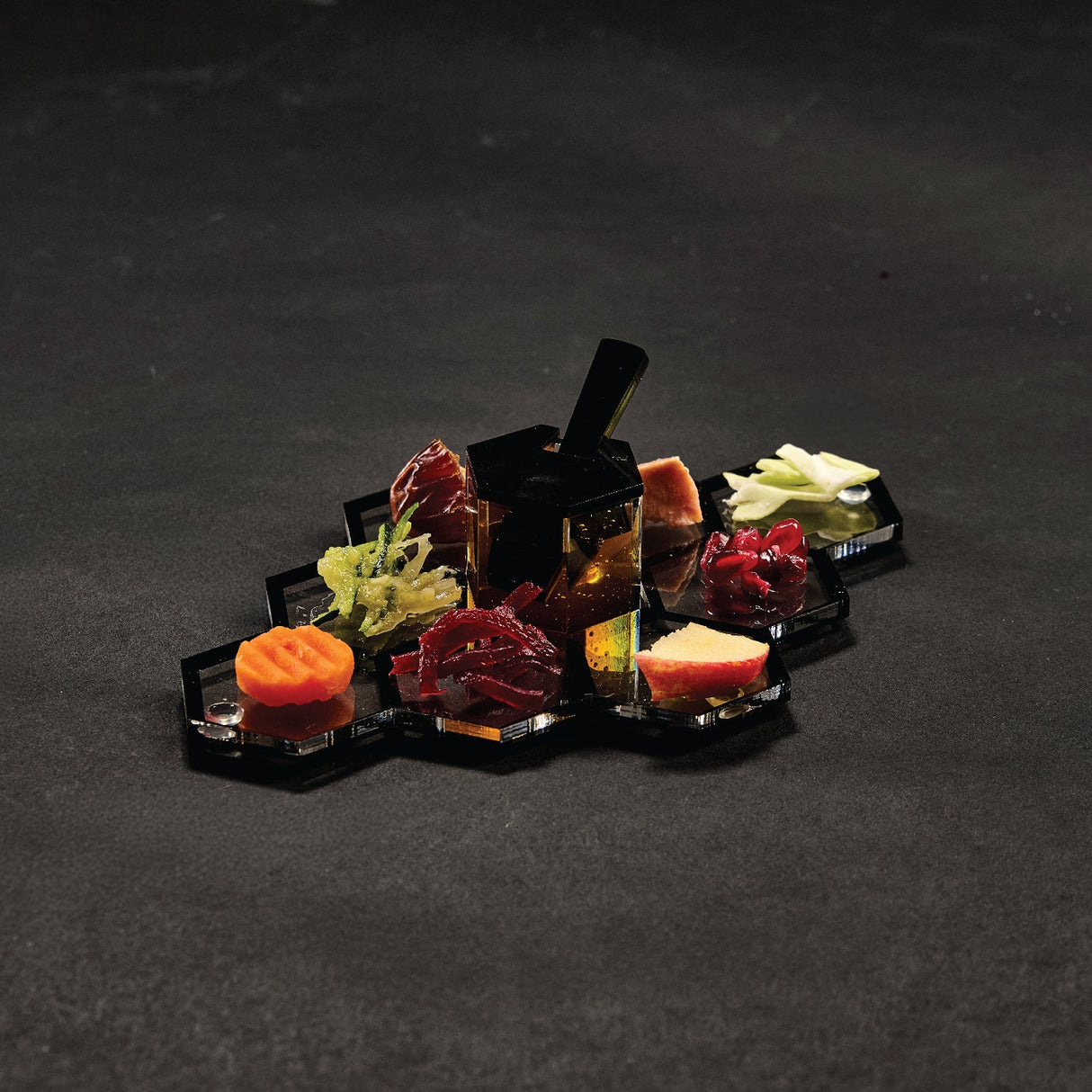 Honeycomb Personal Simanim Trays- Black Lucite- Set of 4 - LEHADAR