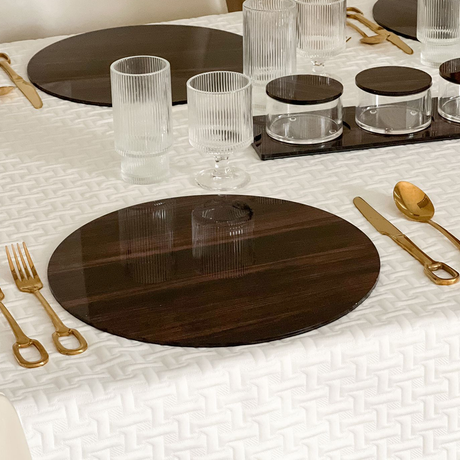 Lucite Wood Look Chargers 4 pk - LEHADAR